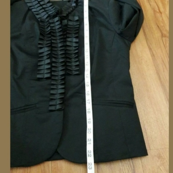 Kenar Black Ruffle Front Blazer Jacket Size Small - Picture 5 of 8